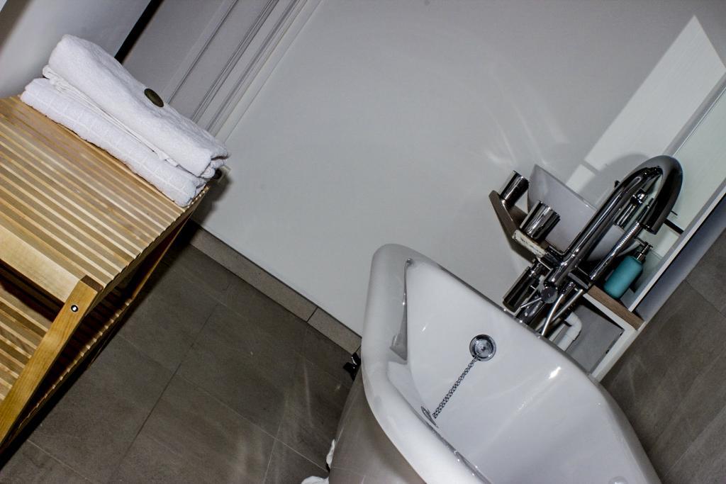 Chambre D'Hotes Avec Cuisine Commune - 5 Mns De Narbonne Cuxac-dʼAude Exteriér fotografie